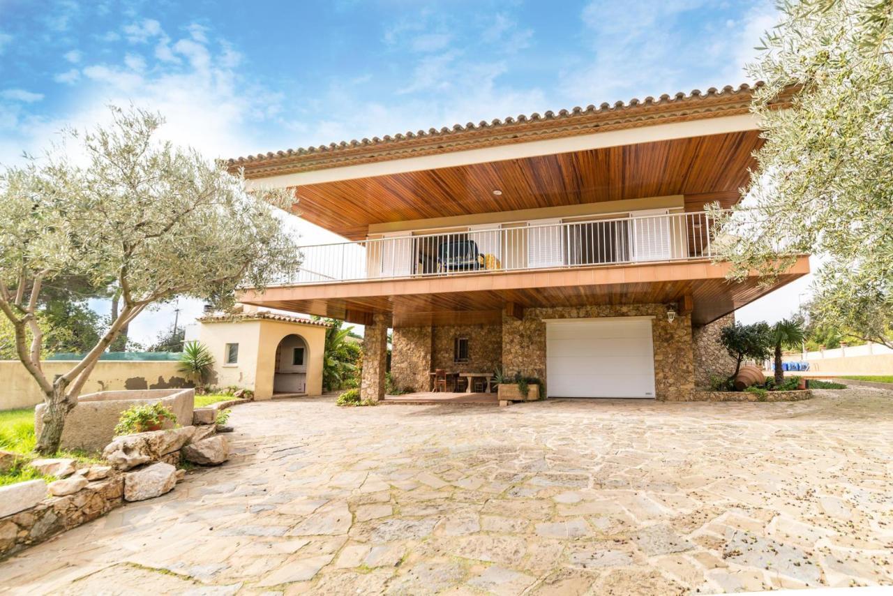 Villa Nuria Ля Эскала Экстерьер фото